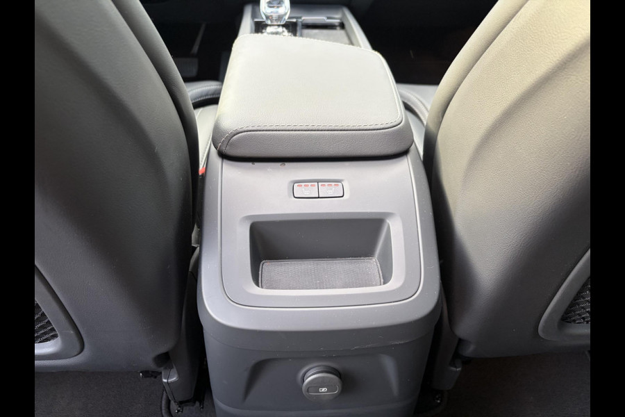 Volvo XC60 2.0 T6 Plug-in hybrid AWD Plus Black Edition NAPPALEDER + STOELVENTILATIE| HARMAN KARDON| PANO| 360 CAMERA| MEMORY STOELEN|