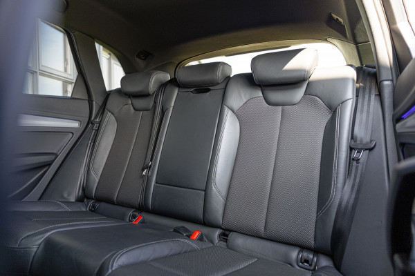 Audi Q5 2.0 TFSI quattro Sport S Line Edition / 86dkm NAP / Camera / Stoelverw. / Navi / NL-Auto
