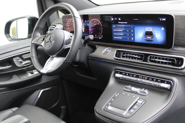 Mercedes-Benz V-Klasse 300d / AMG / 4-Matic / DC / Luchtvering / Pano / Elec Stoelen / Burmester / Vol Opties / NIEUWSTAAT.