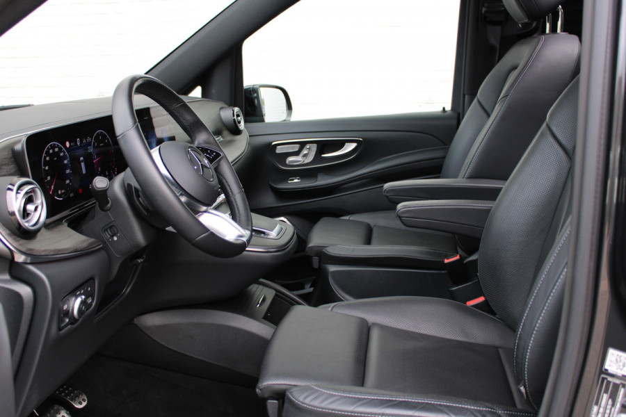 Mercedes-Benz V-Klasse 300d / AMG / 4-Matic / DC / Luchtvering / Pano / Elec Stoelen / Burmester / Vol Opties / NIEUWSTAAT.