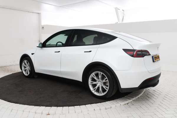 Tesla Model Y Long Range AWD 75 kWh Navigatie, trekhaak! Volleder, Climate