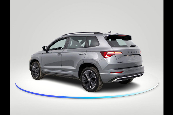Škoda Karoq 1.5 TSI ACT Sportline Business 150 pk Automaat (DSG) | Verlengde garantie | Navigatie via App | Parkeersensoren | Achteruitrijcamera | Adaptieve cruise control | Stoelverwarming v/a | Verwarmde voorruit |