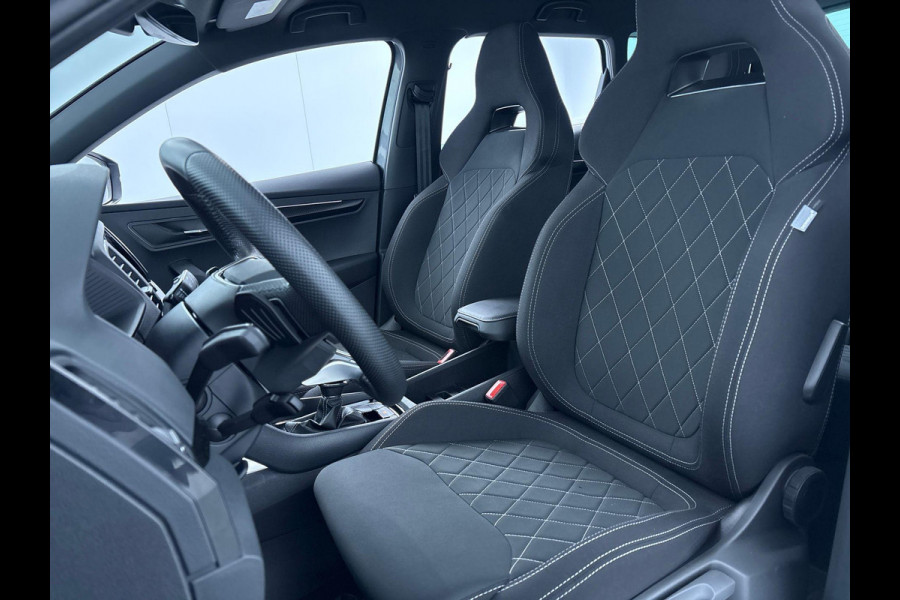 Škoda Karoq 1.5 TSI ACT Sportline Business 150 pk Automaat (DSG) | Verlengde garantie | Navigatie via App | Parkeersensoren | Achteruitrijcamera | Adaptieve cruise control | Stoelverwarming v/a | Verwarmde voorruit |