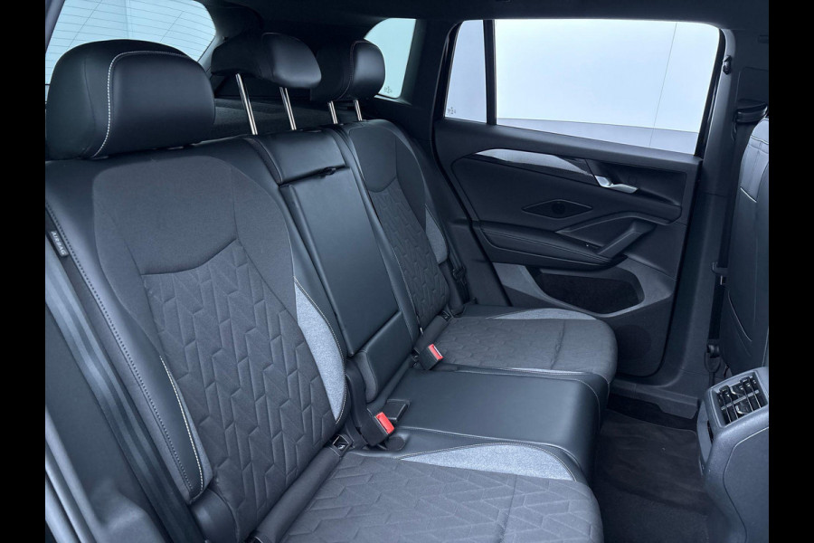 Volkswagen Tiguan 1.5 eTSI Life GOAL 150 pk Automaat (DSG) | Navigatie | Trekhaak (wegklapbaar) | Parkeersensoren (Park assist) | Rondomzicht camera | Stoelverwarming | Keyless | LED koplampen |