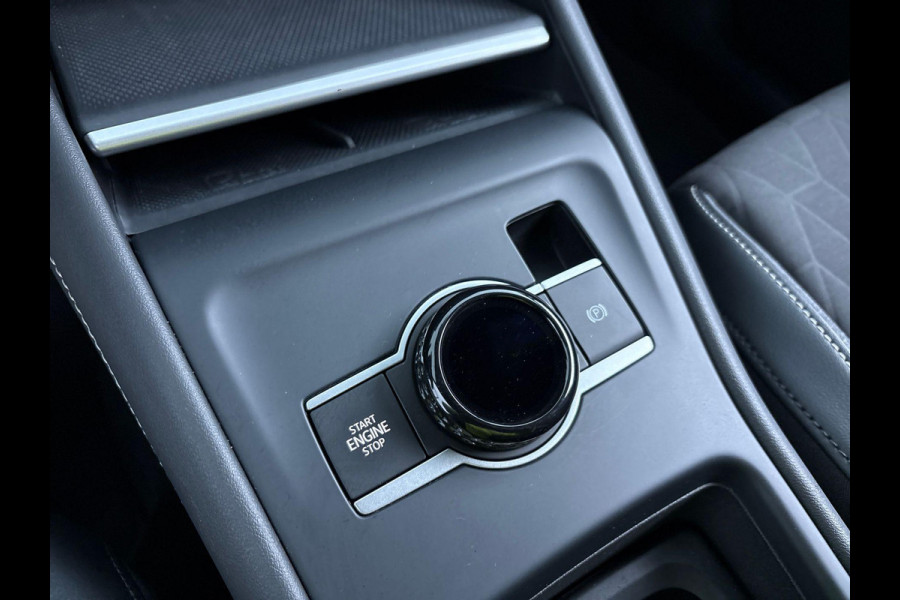 Volkswagen Tiguan 1.5 eTSI Life GOAL 150 pk Automaat (DSG) | Navigatie | Trekhaak (wegklapbaar) | Parkeersensoren (Park assist) | Rondomzicht camera | Stoelverwarming | Keyless | LED koplampen |