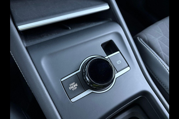 Volkswagen Tiguan 1.5 eTSI Life GOAL 150 pk Automaat (DSG) | Navigatie | Trekhaak (wegklapbaar) | Parkeersensoren (Park assist) | Rondomzicht camera | Stoelverwarming | Keyless | LED koplampen |