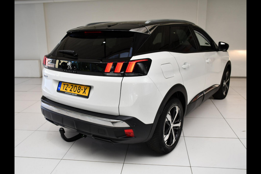 Peugeot 3008 1.2 PureTech AGC Allure | Panoramadak | Trekhaak | Navigatie | Climate Control | Achteruitrijcamera |