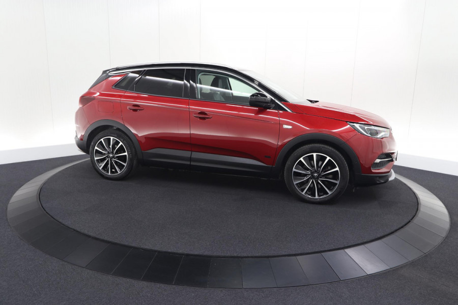 Opel Grandland 1.6 Turbo Plug-In Hybrid 300 4x4 Ultimate | Trekhaak | Elektrische Kofferklep | 360 Camera | Adaptieve Cruise Control | Pack Leder