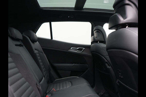 Kia Sportage 1.6 T-GDi AWD GT-PlusLine PHEV 265pk Dealer O.H. | SOH 98% | Trekhaak Afn. | Panodak | 360 Camera | Adaptive Cruise | Harman / Kardon | Lederen Sportstoelen Memory & Ventilatie | BLIS | Keyless | Stoelen & Stuur Verwarmd | Apple Carplay | Plug In Hybrid |