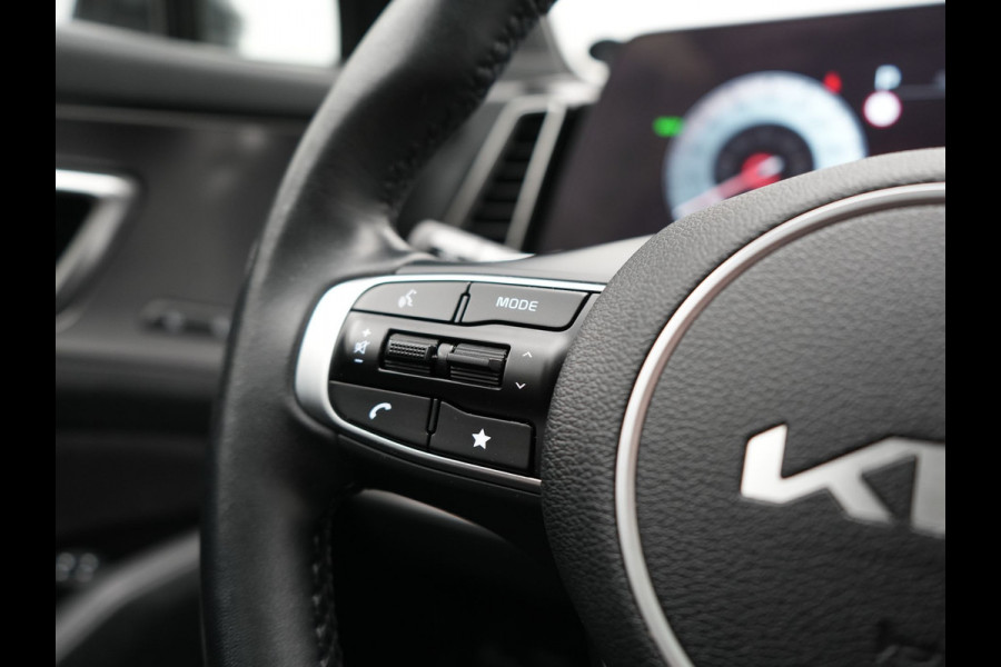 Kia Sportage 1.6 T-GDi AWD GT-PlusLine PHEV 265pk Dealer O.H. | SOH 98% | Trekhaak Afn. | Panodak | 360 Camera | Adaptive Cruise | Harman / Kardon | Lederen Sportstoelen Memory & Ventilatie | BLIS | Keyless | Stoelen & Stuur Verwarmd | Apple Carplay | Plug In Hybrid |