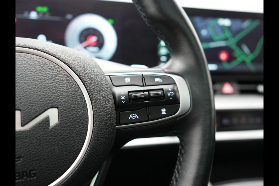 Kia Sportage 1.6 T-GDi AWD GT-PlusLine PHEV 265pk Dealer O.H. | SOH 98% | Trekhaak Afn. | Panodak | 360 Camera | Adaptive Cruise | Harman / Kardon | Lederen Sportstoelen Memory & Ventilatie | BLIS | Keyless | Stoelen & Stuur Verwarmd | Apple Carplay | Plug In Hybrid |