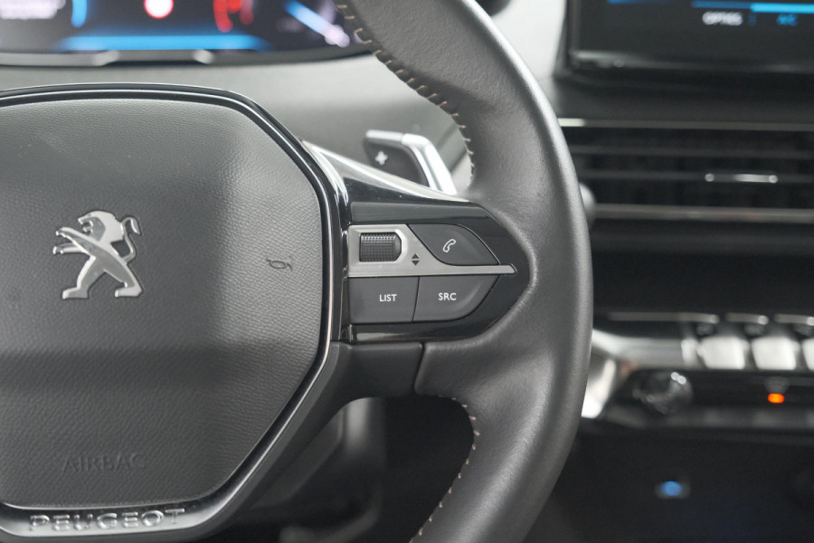 Peugeot 5008 PureTech 130 EAT8 Active Pack | 7 Zitplaatsen | Apple Carplay | Parkeersensoren | Navigatie