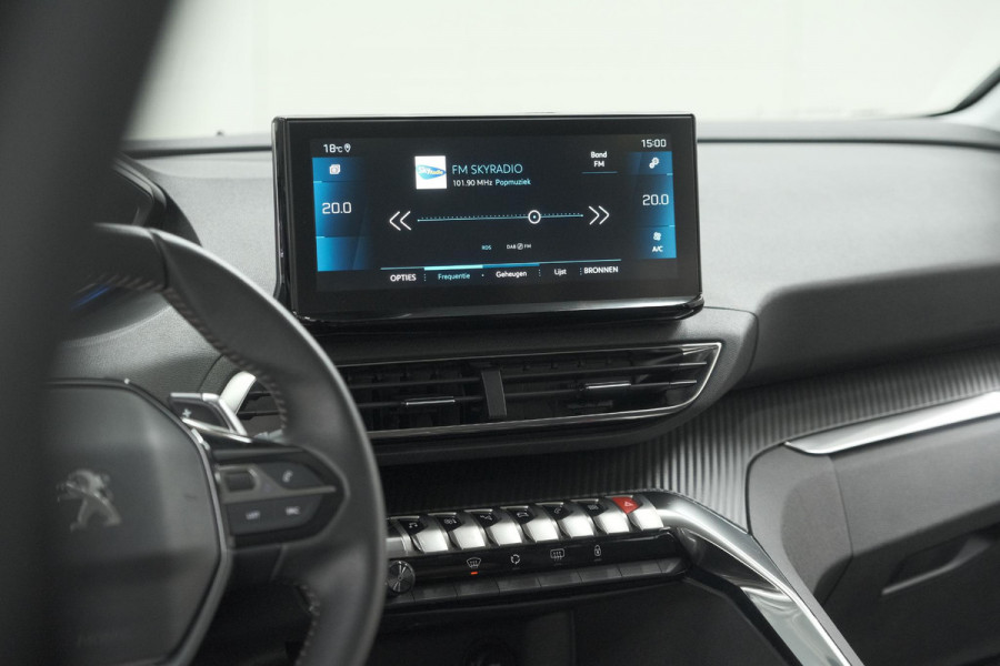 Peugeot 5008 PureTech 130 EAT8 Active Pack | 7 Zitplaatsen | Apple Carplay | Parkeersensoren | Navigatie