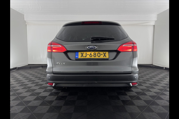 Ford FOCUS Wagon 1.5 TDCI Titanium (INCL.BTW) *NAVI-FULLMAP | HEATED-COMFORTSEATS | CAMERA | KEYLESS | PRIVACY-GLASS | ECC | PDC | CRUISE | 16''ALU*