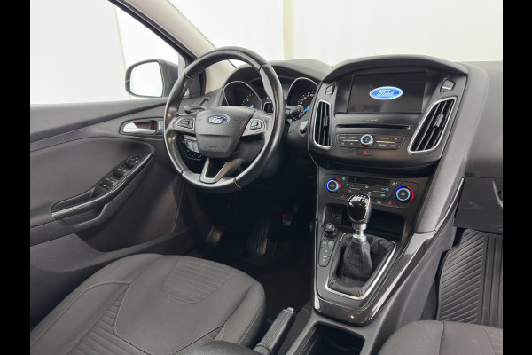 Ford FOCUS Wagon 1.5 TDCI Titanium (INCL.BTW) *NAVI-FULLMAP | HEATED-COMFORTSEATS | CAMERA | KEYLESS | PRIVACY-GLASS | ECC | PDC | CRUISE | 16''ALU*