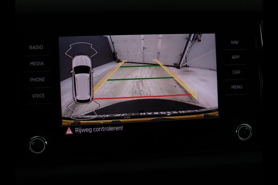 Škoda Kodiaq 1.5 TSI Business Edition | Trekhaak | LED | Apple Carplay | Navigatie | Camera |