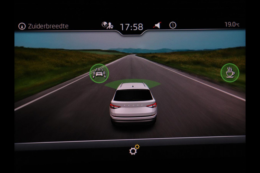 Škoda Kodiaq 1.5 TSI Business Edition | Trekhaak | LED | Apple Carplay | Navigatie | Camera |