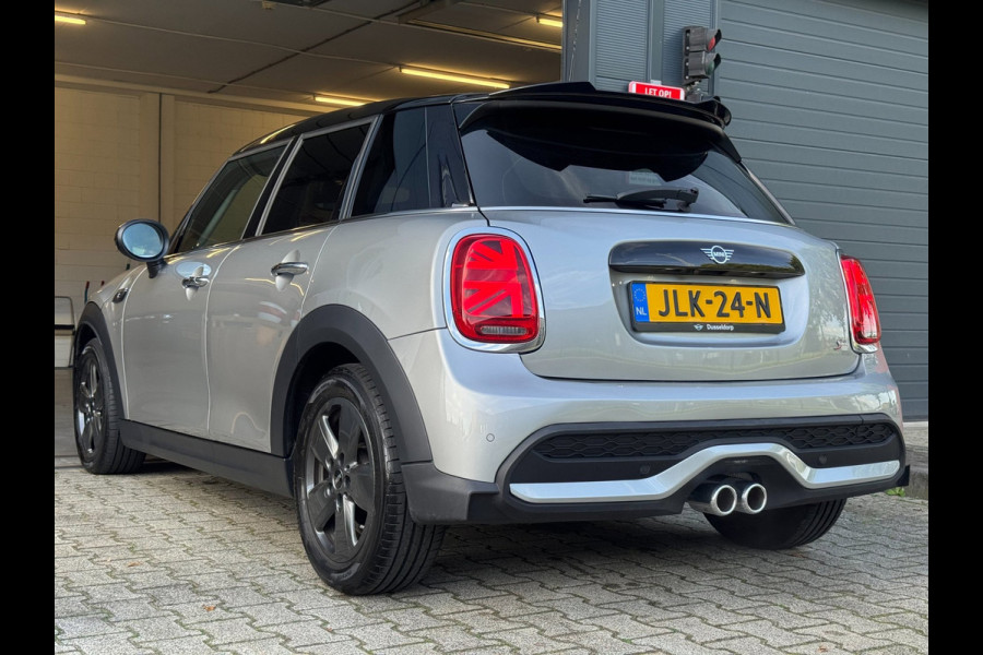 MINI 5-deurs 2.0 Cooper S Classic / LAGE KM-STAND ! / CAMERA / KEYLESS / CARPLAY / CLIMATE / SFEER / STOEL+STUUR VERW. / DAB+ !