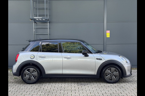 MINI 5-deurs 2.0 Cooper S Classic / LAGE KM-STAND ! / CAMERA / KEYLESS / CARPLAY / CLIMATE / SFEER / STOEL+STUUR VERW. / DAB+ !