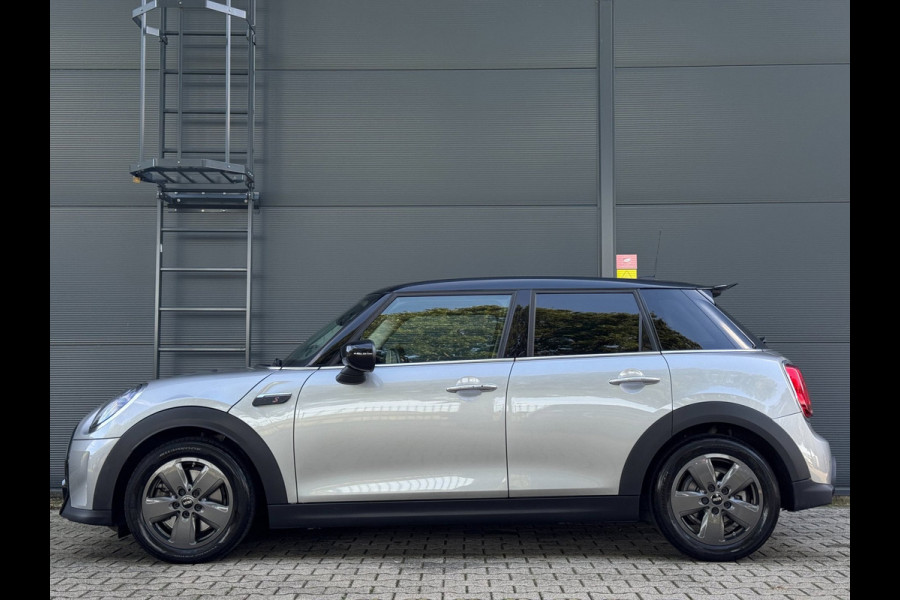 MINI 5-deurs 2.0 Cooper S Classic / LAGE KM-STAND ! / CAMERA / KEYLESS / CARPLAY / CLIMATE / SFEER / STOEL+STUUR VERW. / DAB+ !