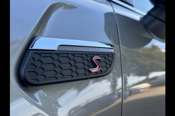 MINI 5-deurs 2.0 Cooper S Classic / LAGE KM-STAND ! / CAMERA / KEYLESS / CARPLAY / CLIMATE / SFEER / STOEL+STUUR VERW. / DAB+ !