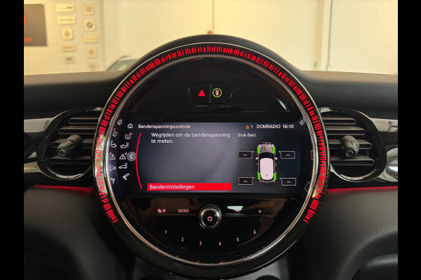 MINI 5-deurs 2.0 Cooper S Classic / LAGE KM-STAND ! / CAMERA / KEYLESS / CARPLAY / CLIMATE / SFEER / STOEL+STUUR VERW. / DAB+ !