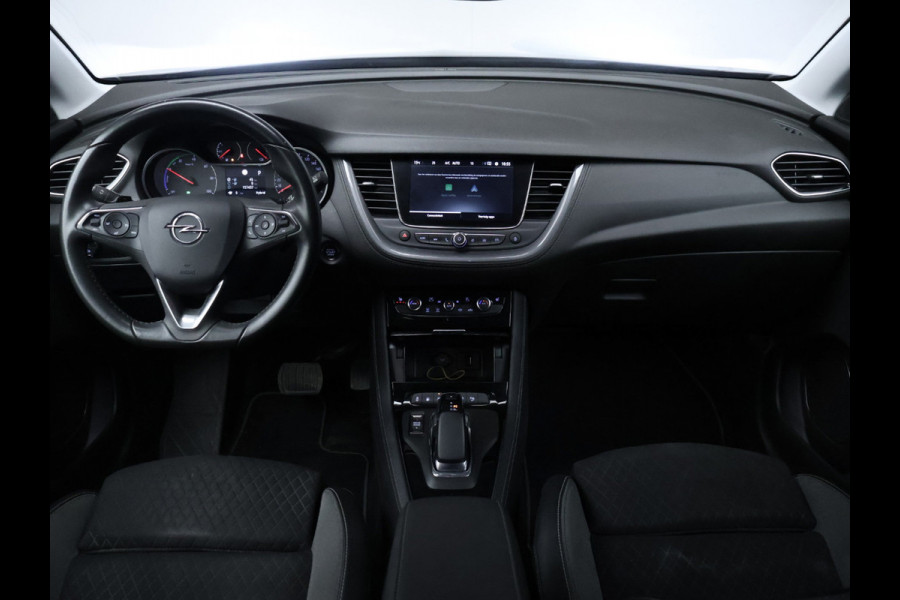 Opel Grandland X 1.6 Turbo Hybrid Ultimate (APPLE CARPLAY,NAVI,STOELVERWARMING,CAMERA,360 VIEW,SPORTSTOELEN,NETTESTAAT)