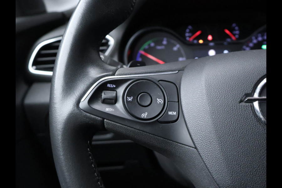 Opel Grandland X 1.6 Turbo Hybrid Ultimate (APPLE CARPLAY,NAVI,STOELVERWARMING,CAMERA,360 VIEW,SPORTSTOELEN,NETTESTAAT)