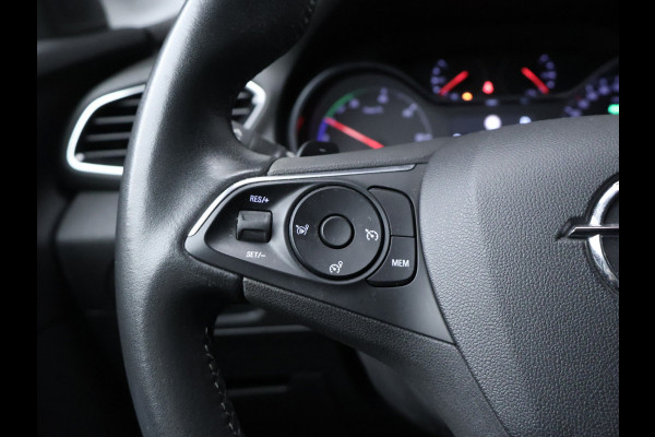 Opel Grandland X 1.6 Turbo Hybrid Ultimate (APPLE CARPLAY,NAVI,STOELVERWARMING,CAMERA,360 VIEW,SPORTSTOELEN,NETTESTAAT)
