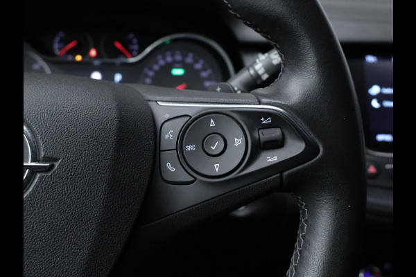 Opel Grandland X 1.6 Turbo Hybrid Ultimate (APPLE CARPLAY,NAVI,STOELVERWARMING,CAMERA,360 VIEW,SPORTSTOELEN,NETTESTAAT)