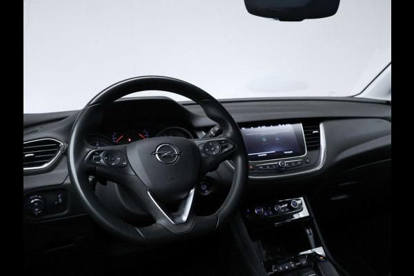 Opel Grandland X 1.6 Turbo Hybrid Ultimate (APPLE CARPLAY,NAVI,STOELVERWARMING,CAMERA,360 VIEW,SPORTSTOELEN,NETTESTAAT)