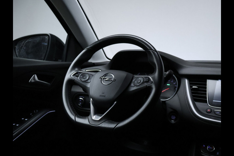 Opel Grandland X 1.6 Turbo Hybrid Ultimate (APPLE CARPLAY,NAVI,STOELVERWARMING,CAMERA,360 VIEW,SPORTSTOELEN,NETTESTAAT)