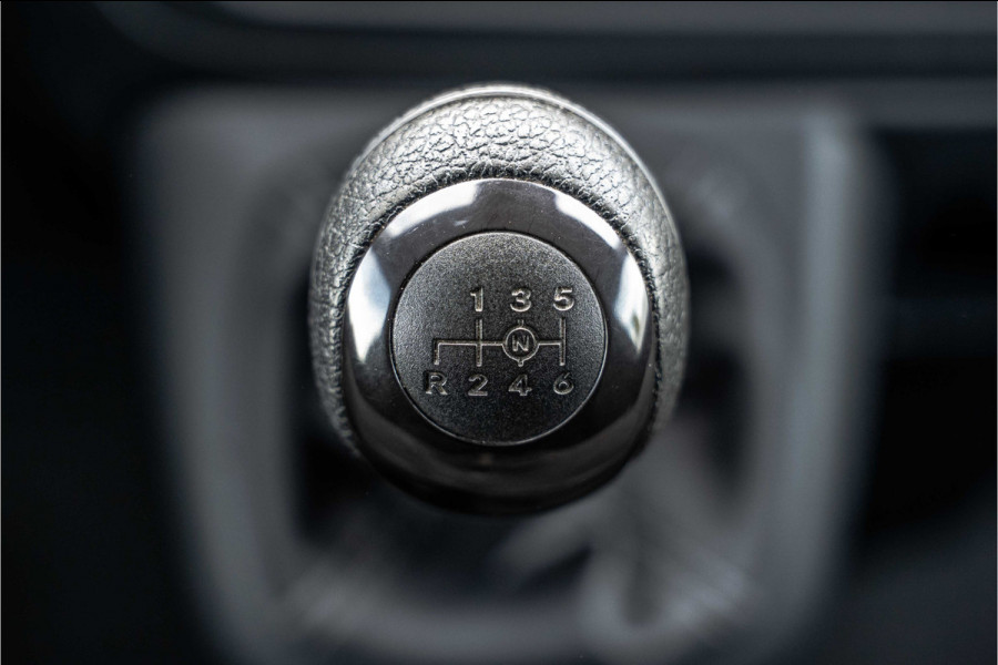Mercedes-Benz Vito 116 CDI | Facelift | 3-Zits | Camera | Cruise | PDC | Stoelverw. | Airco