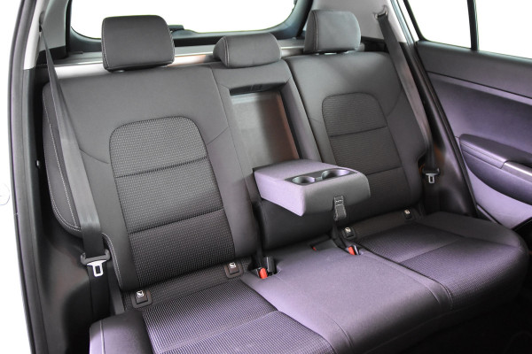 Kia Sportage 1.6 GDI DynamicLine *Navigatie*Camera*Carplay*