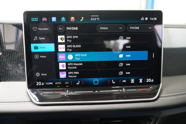 Volkswagen Tiguan 1.5 eTSI Life Edition Automaat - N.A.P. Airco, Cruise, Navi, PDC, Carplay, Virtueel display.