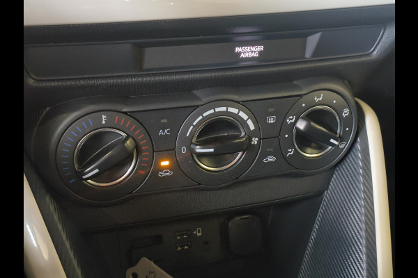 Mazda 2 1.5 e-SkyActiv-G 90 Centre-Line Rijklaar “Sinds 1970 | 5.000+ reviews | Score 9,5 | Service zoals ’t hoort” Henk Jongen Auto's in Helmond,  al 50 jaar service zoals 't hoort!