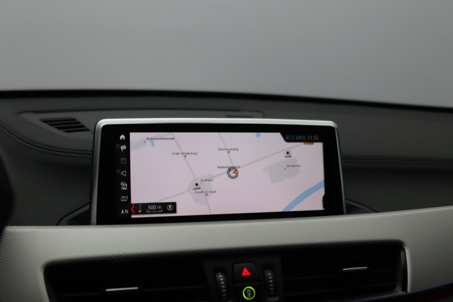 BMW X1 sDrive18i 140 PK Automaat M-Sport Executive Edition, Panoramadak, Camera, Cruise Control