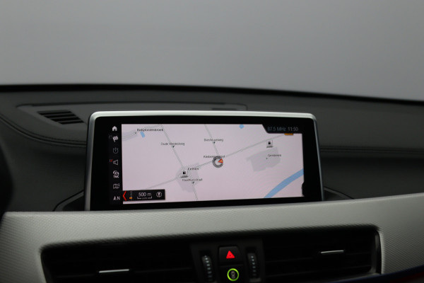 BMW X1 sDrive18i 140 PK Automaat M-Sport Executive Edition, Panoramadak, Camera, Cruise Control