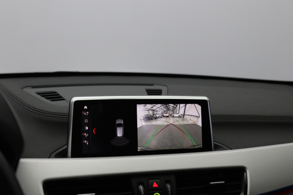 BMW X1 sDrive18i 140 PK Automaat M-Sport Executive Edition, Panoramadak, Camera, Cruise Control