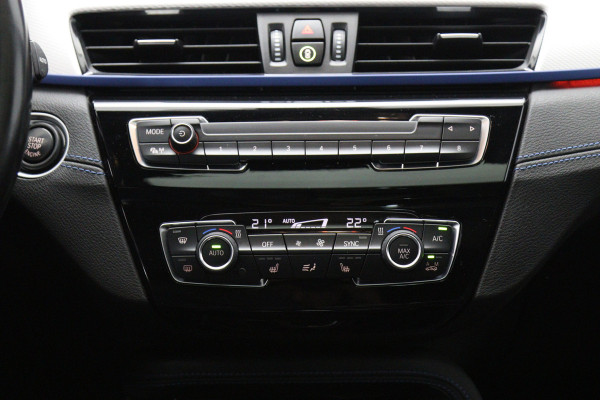 BMW X1 sDrive18i 140 PK Automaat M-Sport Executive Edition, Panoramadak, Camera, Cruise Control