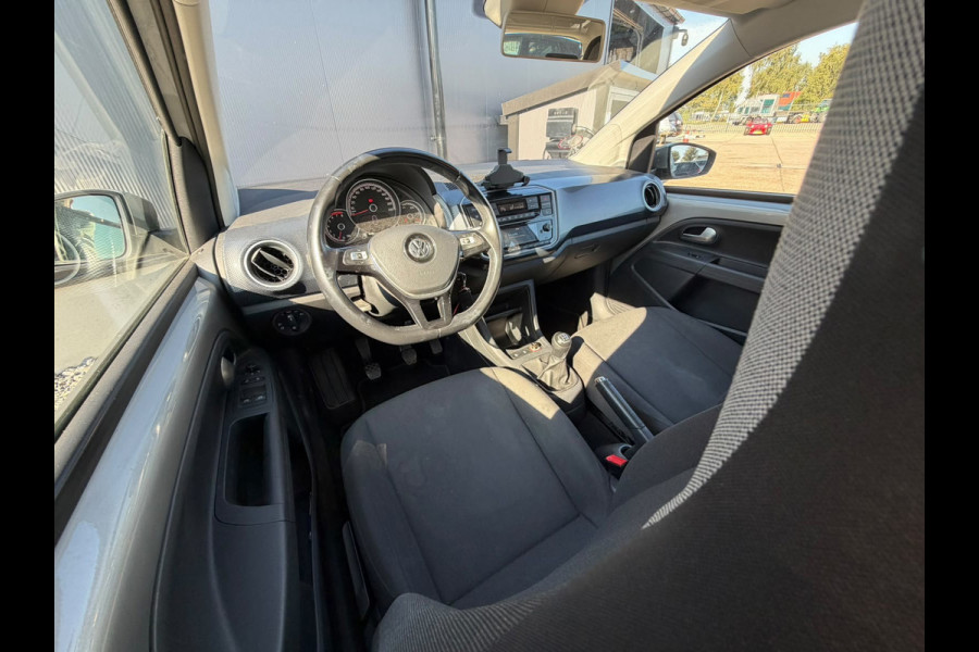 Volkswagen up! 1.0 BMT move up!