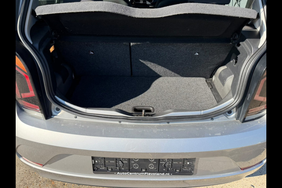 Volkswagen up! 1.0 BMT move up!