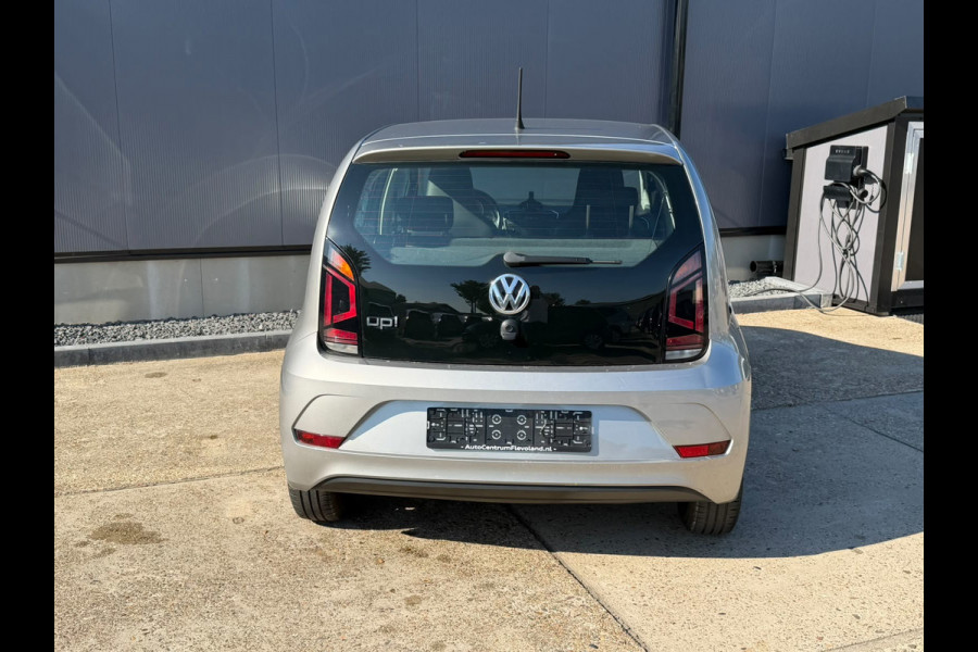Volkswagen up! 1.0 BMT move up!