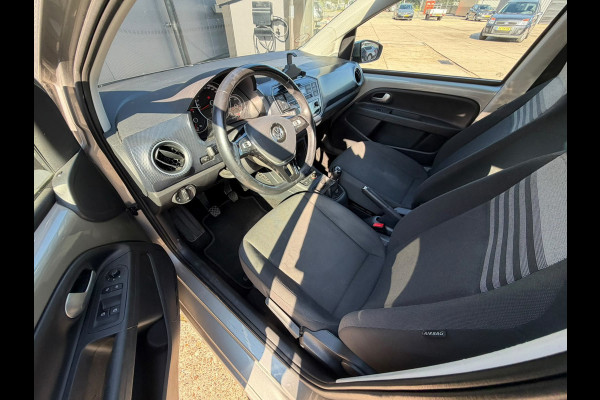 Volkswagen up! 1.0 BMT move up!
