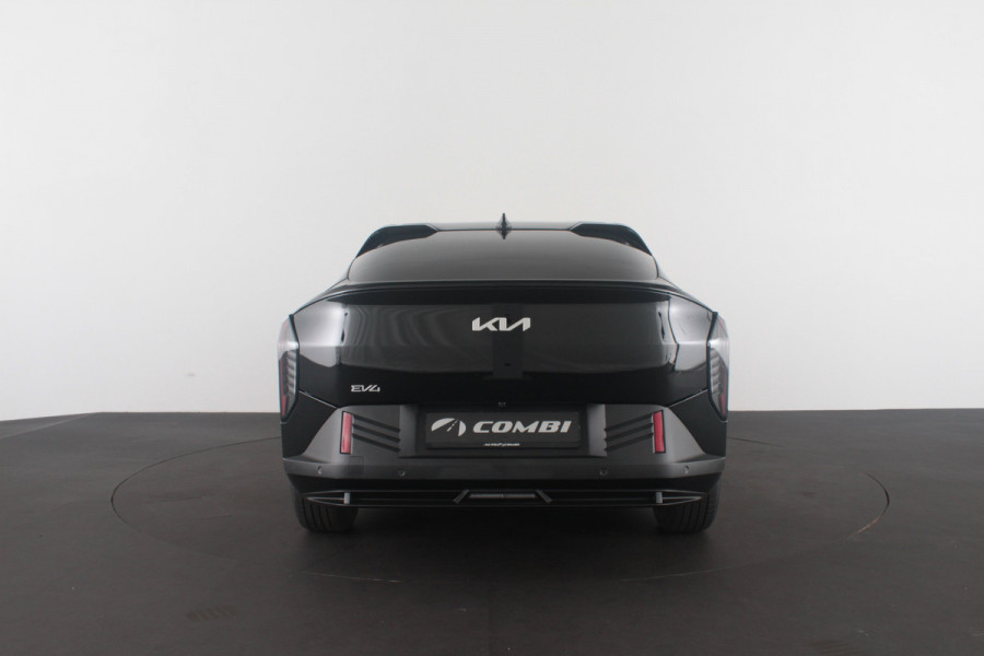 Kia EV4 Fastback Business Plus 81.4 kWh > 633 km WLTP/360 camara/Sfeerverlichting