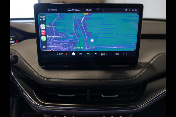 Škoda ENYAQ iV 60 Sportline SOH 92% / 180pk / NAP / Trekhaak / Achteruitrij camera /