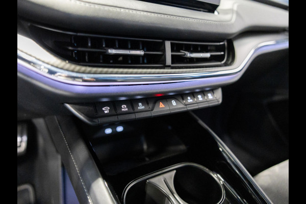Škoda ENYAQ iV 60 Sportline SOH 92% / 180pk / NAP / Trekhaak / Achteruitrij camera /