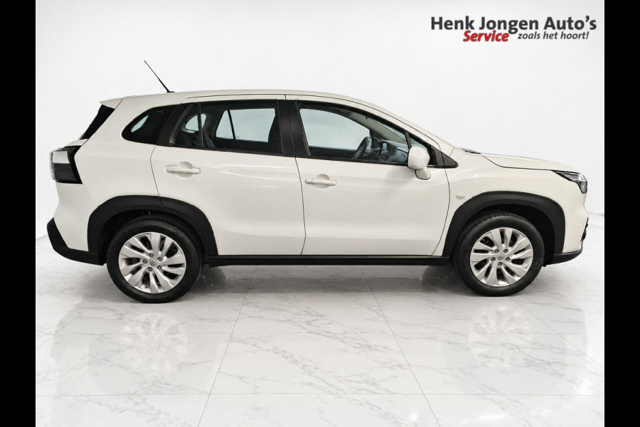 Suzuki S-Cross 1.4 Boosterjet Comfort Smart Hybrid uit 2025 Rijklaar “Sinds 1970 | 5.000+ reviews | Score 9,5 | Service zoals ’t hoort” Henk Jongen Auto's in Helmond,  al 50 jaar service zoals 't hoort!