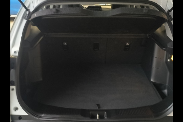 Suzuki S-Cross 1.4 Boosterjet Comfort Smart Hybrid uit 2025 Rijklaar “Sinds 1970 | 5.000+ reviews | Score 9,5 | Service zoals ’t hoort” Henk Jongen Auto's in Helmond,  al 50 jaar service zoals 't hoort!