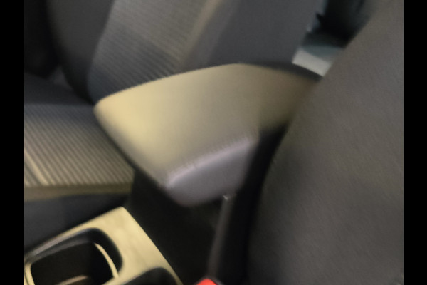 Suzuki S-Cross 1.4 Boosterjet Comfort Smart Hybrid uit 2025 Rijklaar “Sinds 1970 | 5.000+ reviews | Score 9,5 | Service zoals ’t hoort” Henk Jongen Auto's in Helmond,  al 50 jaar service zoals 't hoort!